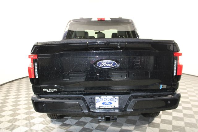2025 Ford F-150 Lightning photo 3