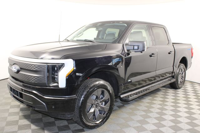 2025 Ford F-150 Lightning photo 5