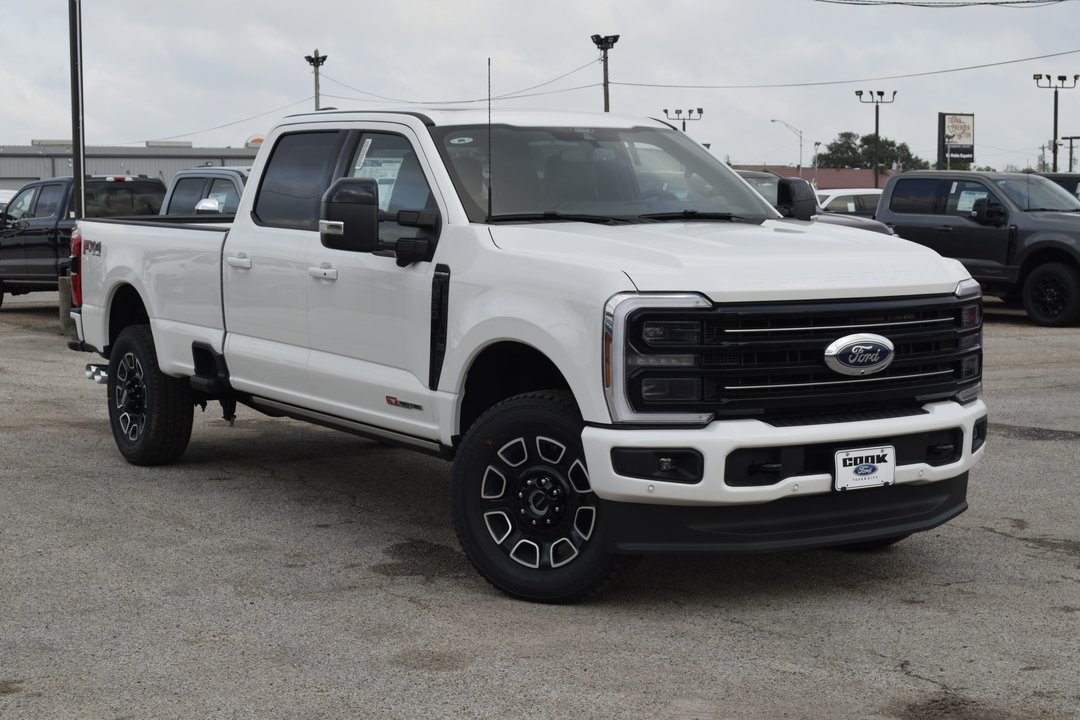 2025 Ford F-350 photo 28