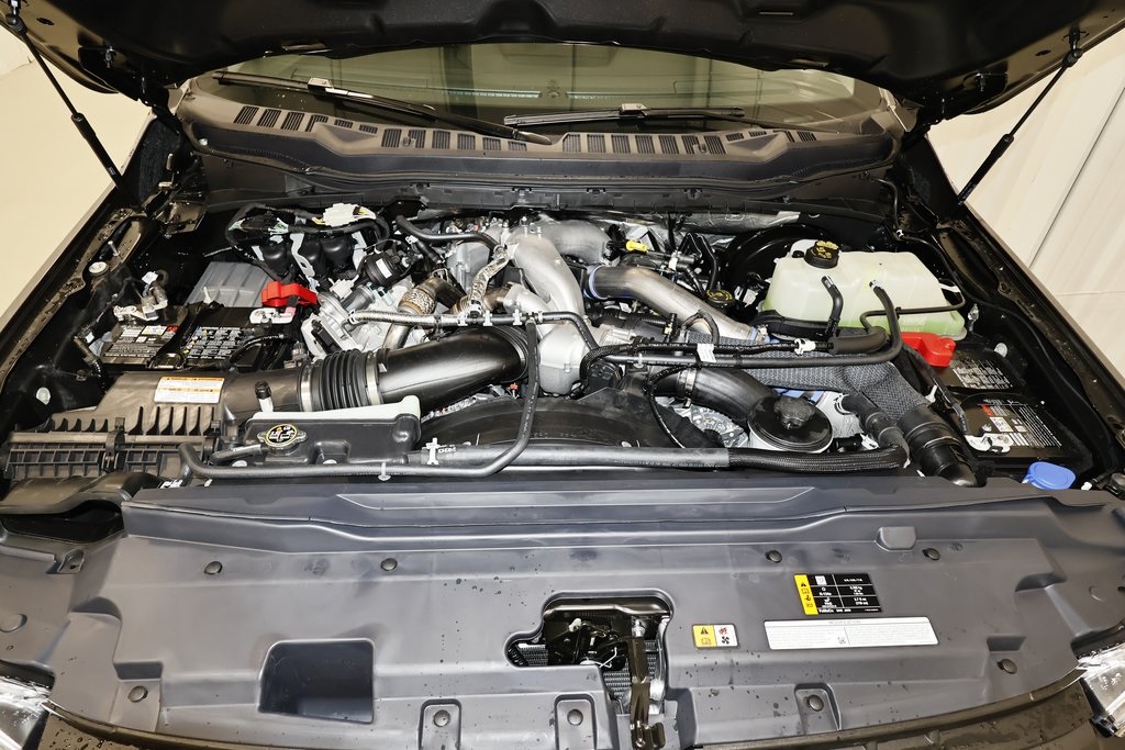 2025 Ford F-350 photo 28
