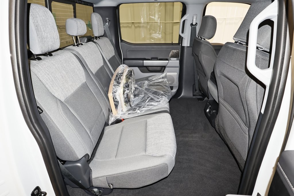 2025 Ford F-350 photo 13