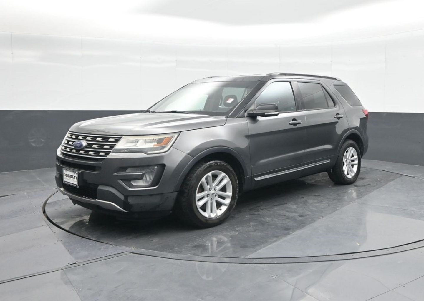 Used 2017 Ford Explorer XLT with VIN 1FM5K7DH2HGA07023 for sale in Houston, TX