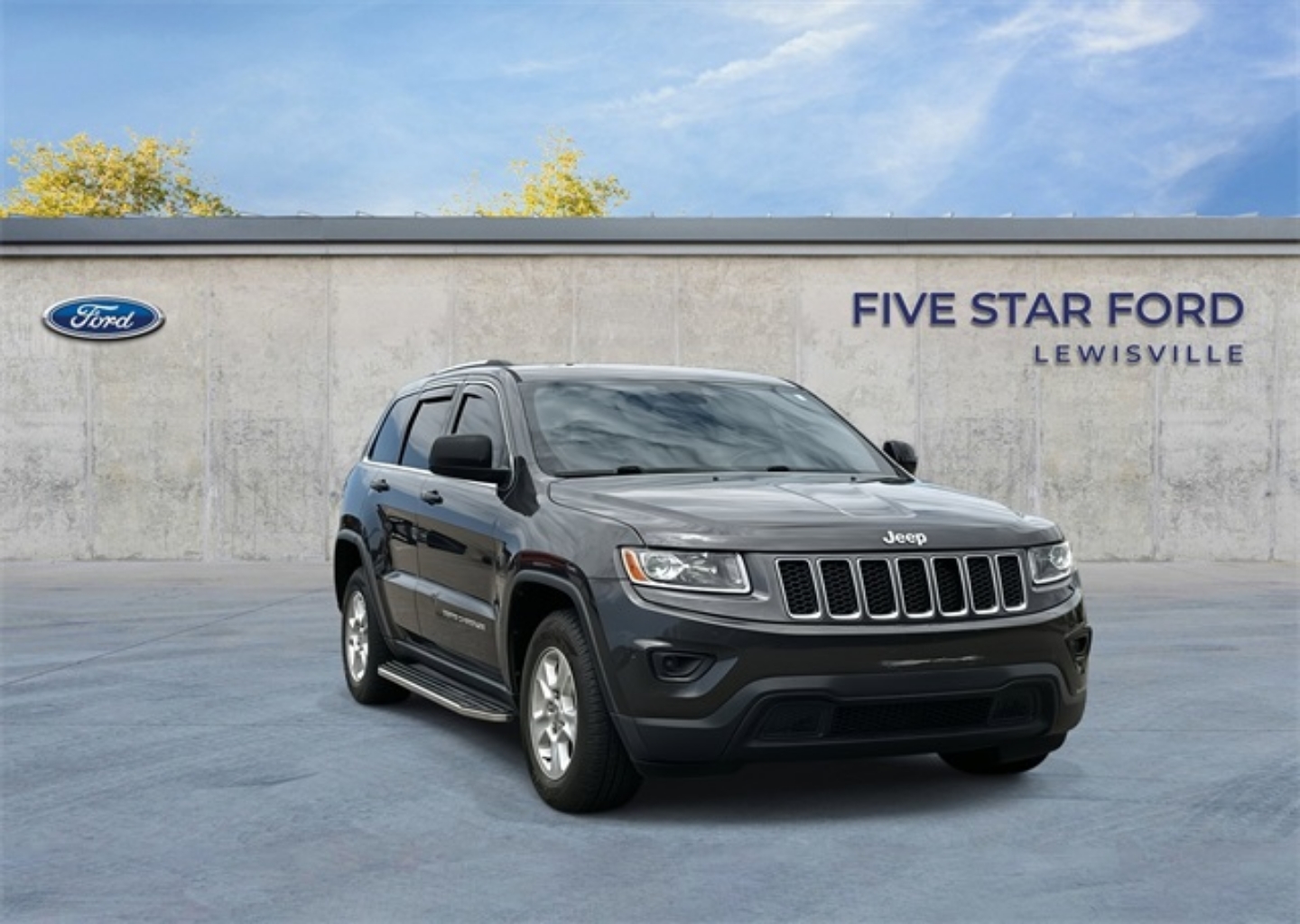 Certified 2016 Jeep Grand Cherokee Laredo E with VIN 1C4RJEAG6GC335673 for sale in Lewisville, TX