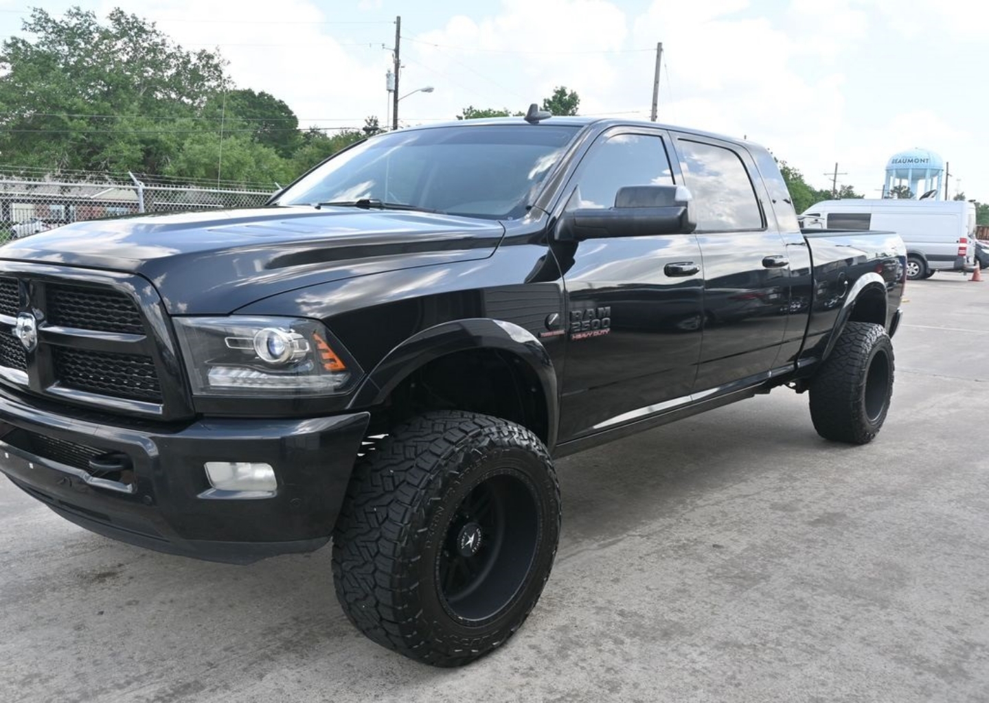 Used 2016 RAM Ram 2500 Pickup Laramie with VIN 3C6UR5NL3GG341865 for sale in Houston, TX