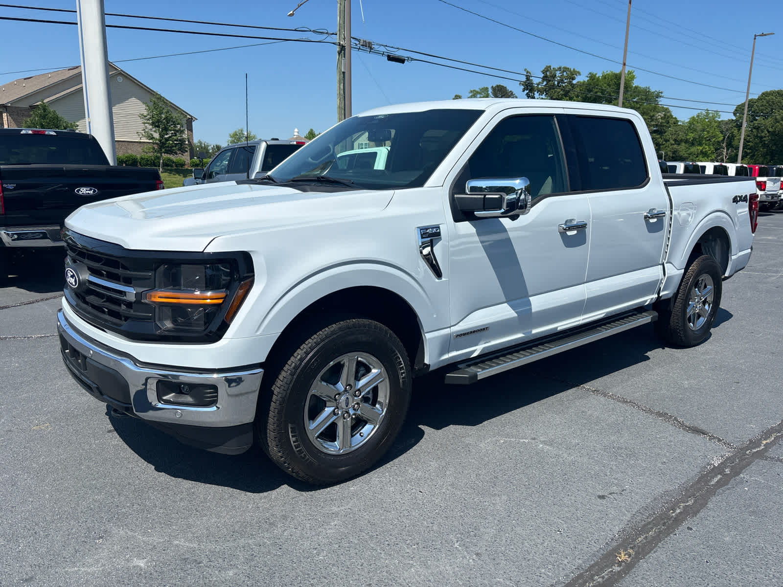 2025 Ford F-150 XLT photo 4