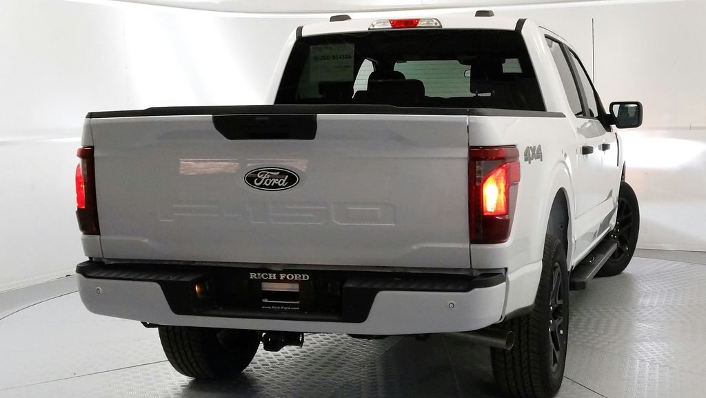 2025 Ford F-150 STX photo 4