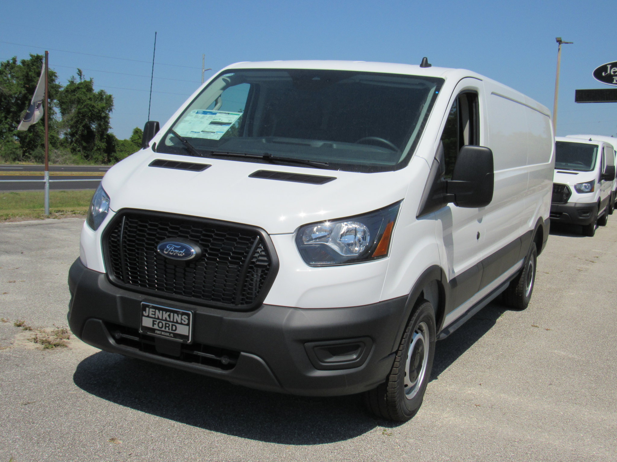2025 Ford Transit Cargo Van photo 7