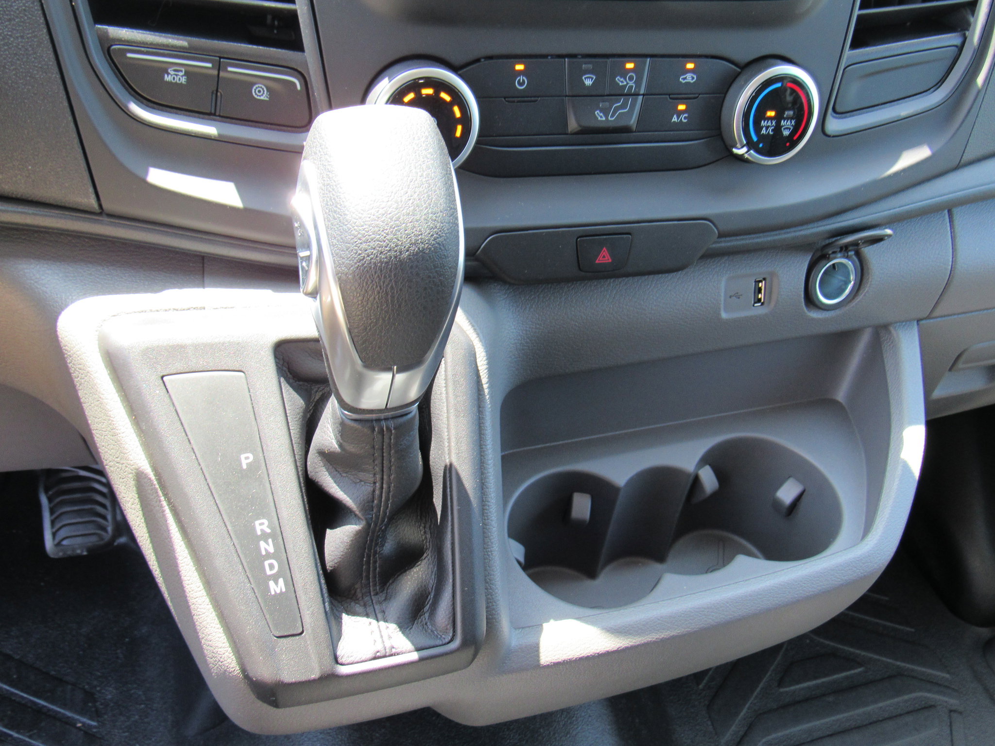 2025 Ford Transit Cargo Van photo 14