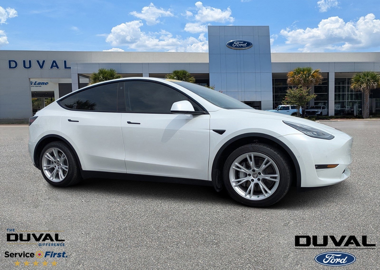 Used 2021 Tesla Model Y Long Range with VIN 5YJYGDEE1MF200306 for sale in Jacksonville, FL