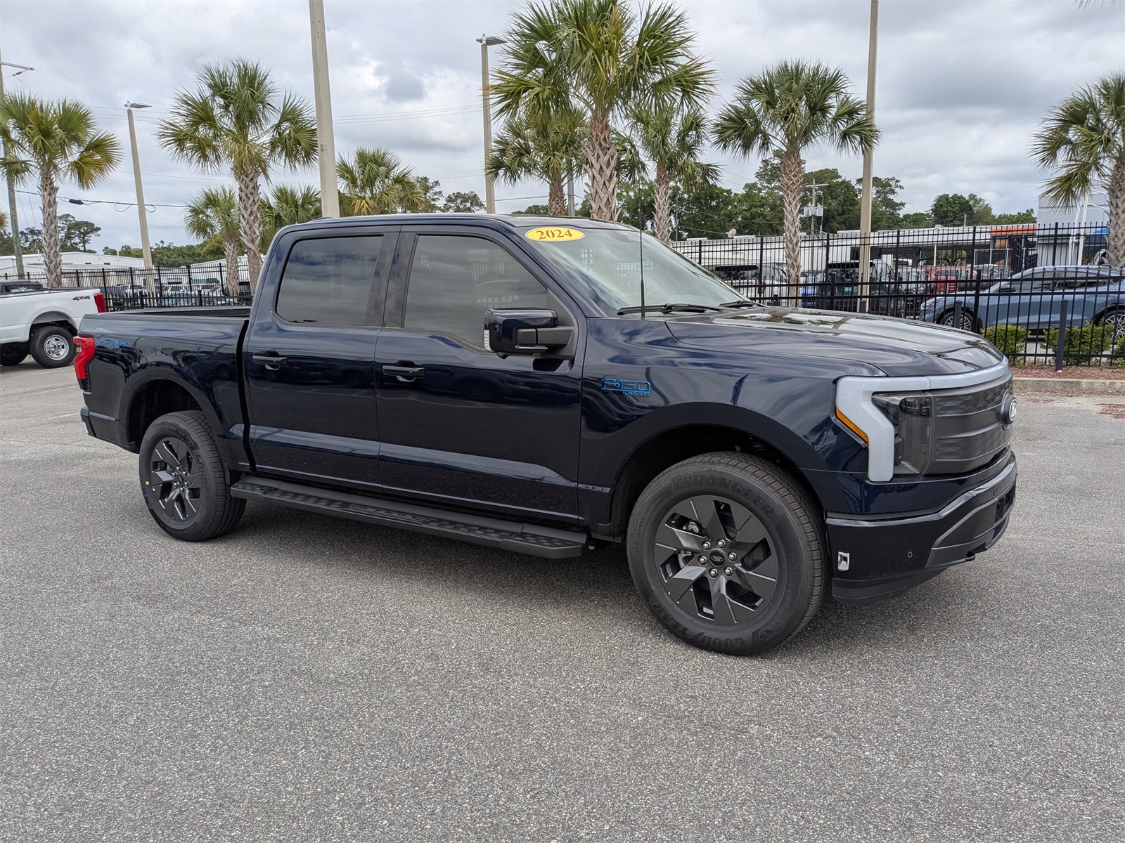 New 2024 Ford F-150 Lightning LARIAT