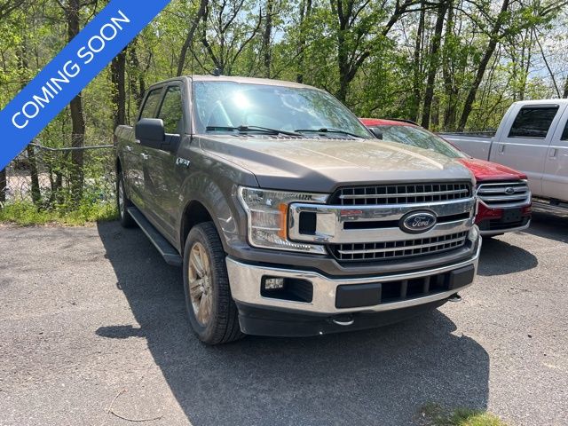 2019 Ford F-150 XLT photo 2