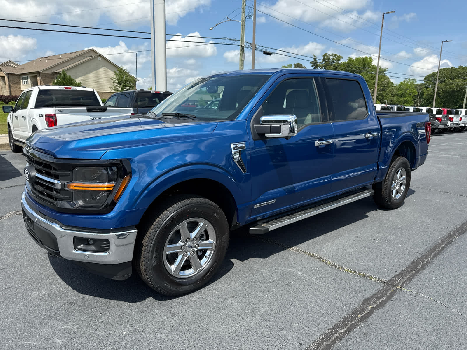 2025 Ford F-150 XLT photo 4