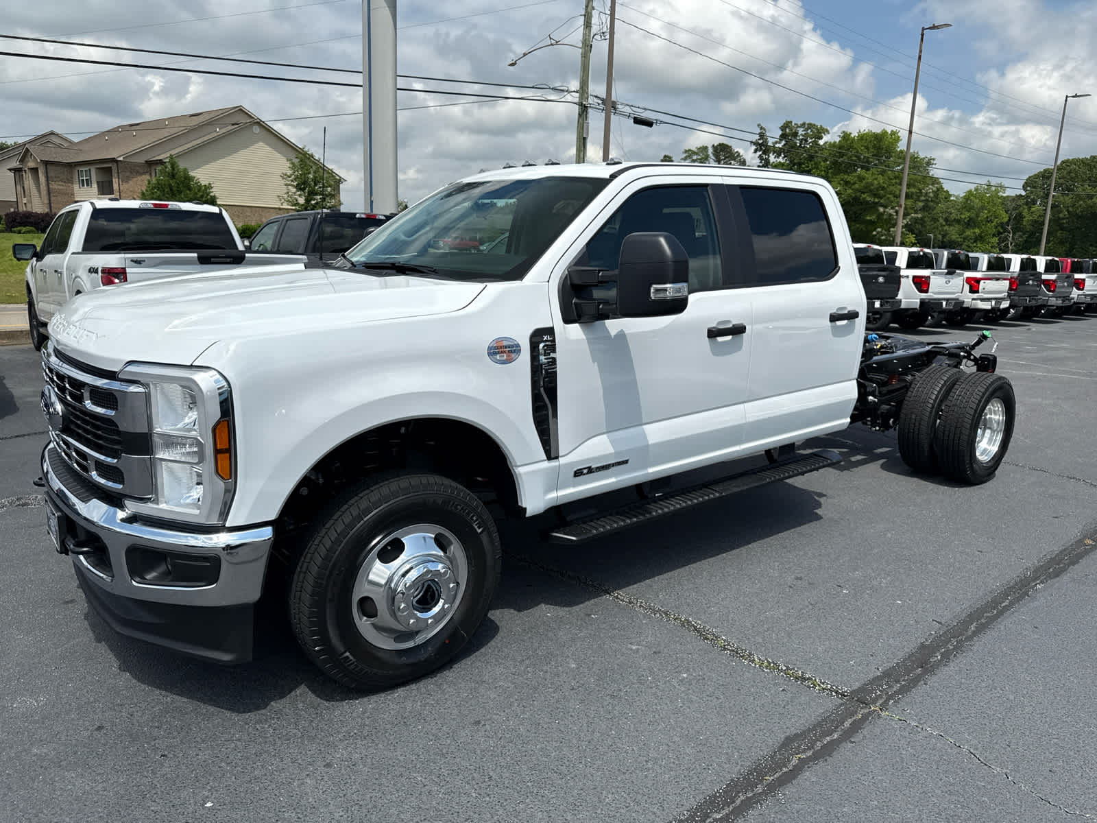 2025 Ford F-350 XL photo 2