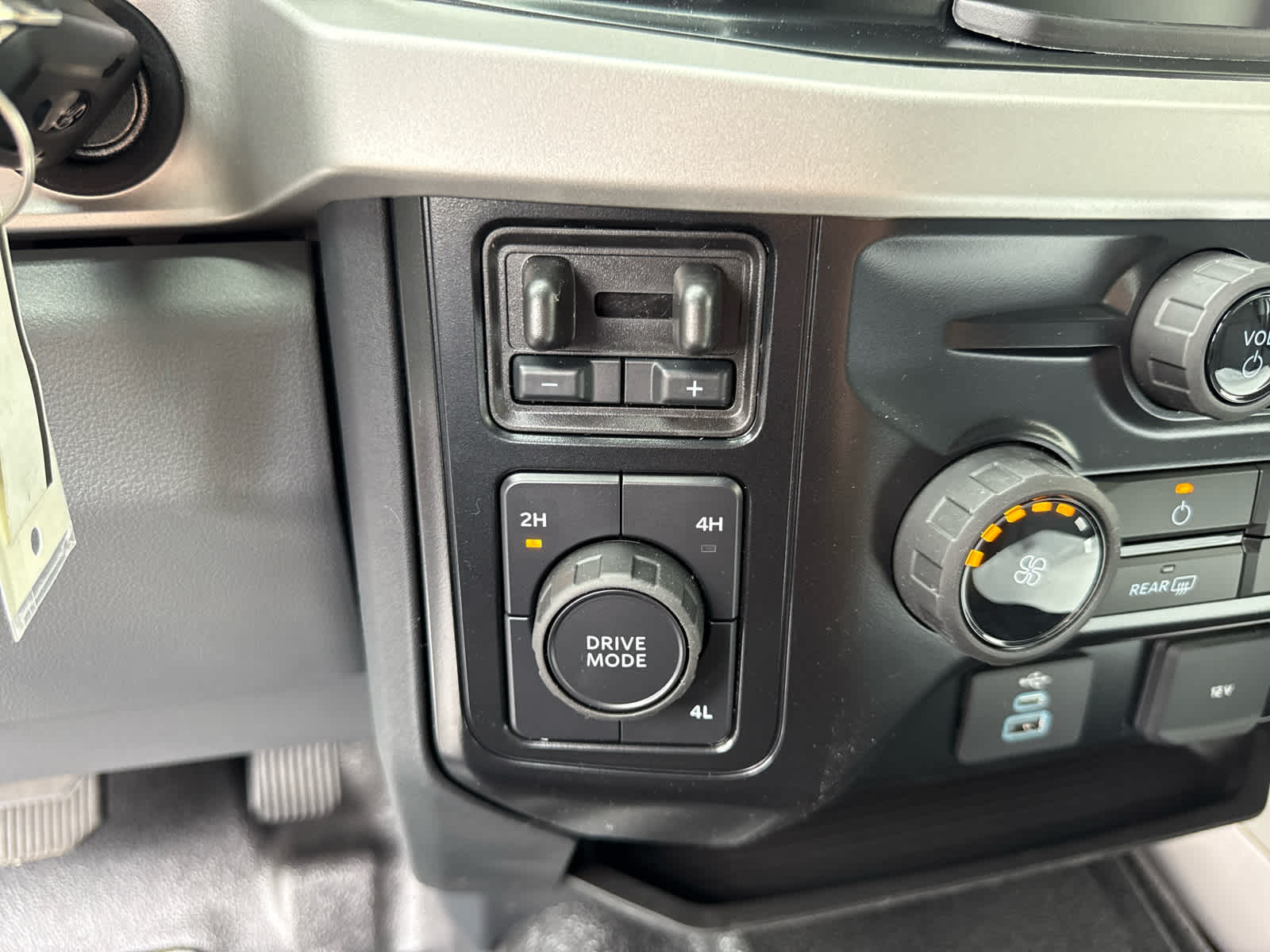 2025 Ford F-350 XL photo 10