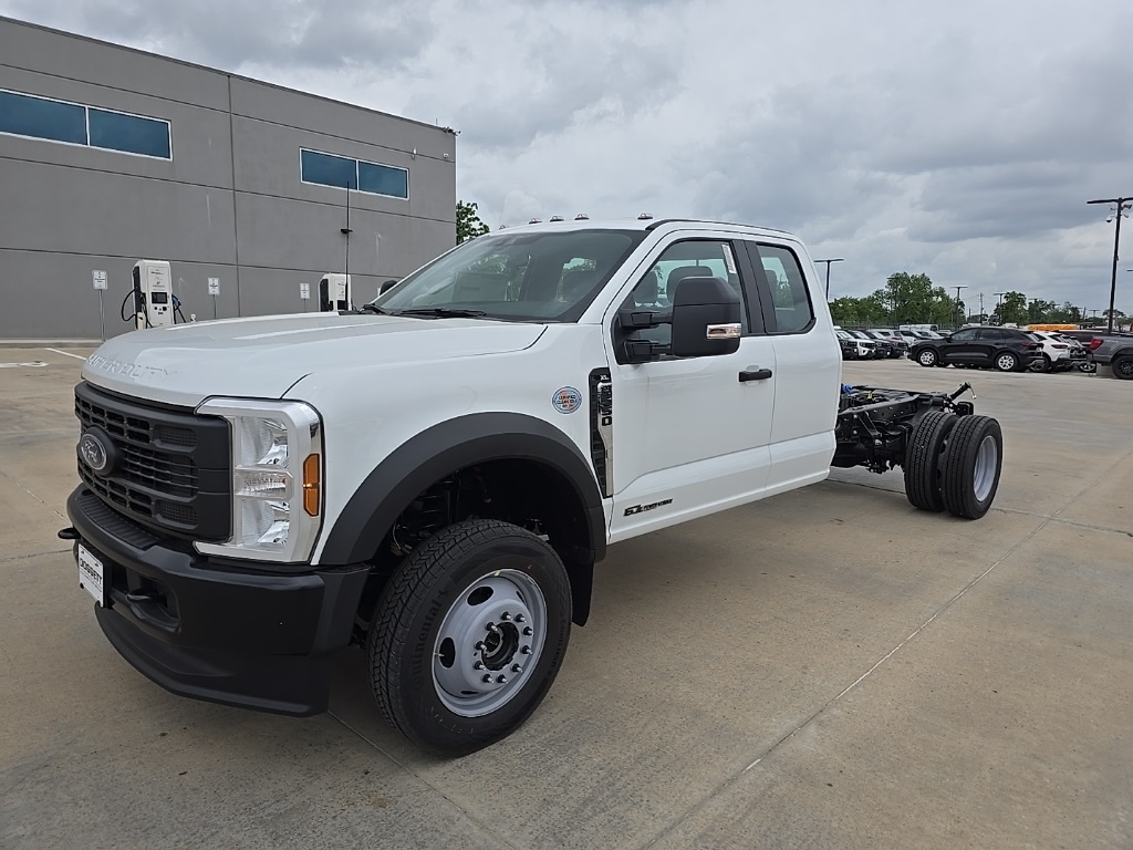 2026 Ford F-550 XL photo 3