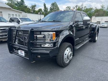 2017 Ford Super Duty F-450 DRW LARIAT