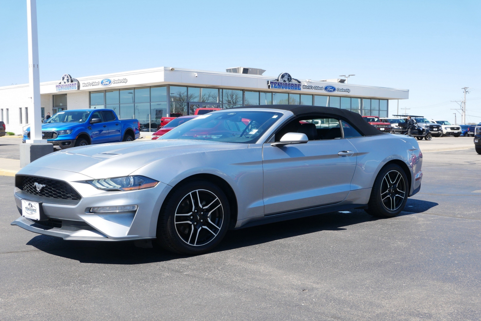 Used 2022 Ford Mustang EcoBoost Premium with VIN 1FATP8UH2N5102326 for sale in Saint Cloud, Minnesota