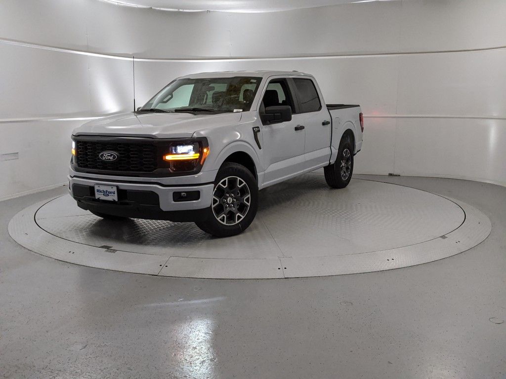 2025 Ford F-150 STX photo 11