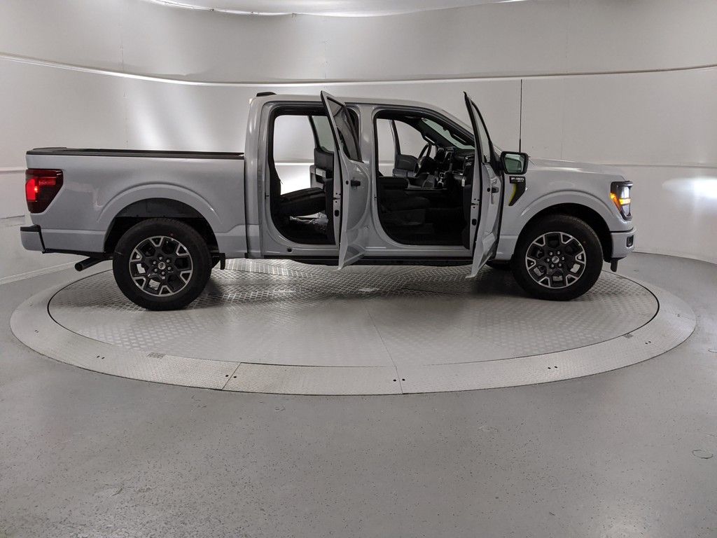 2025 Ford F-150 STX photo 15