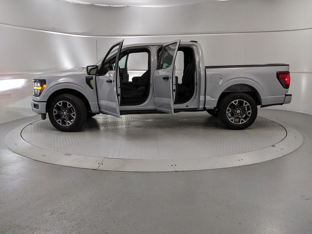 2025 Ford F-150 STX photo 21