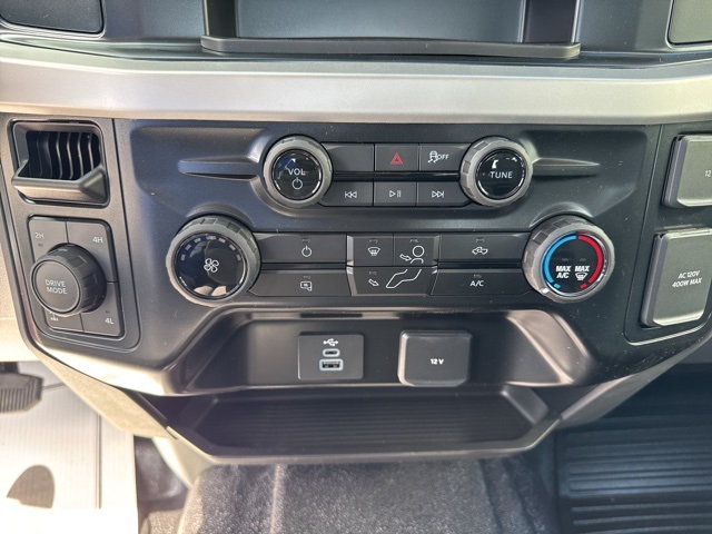 2025 Ford F-250 photo 11