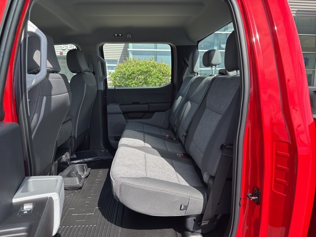 2025 Ford F-250 photo 17