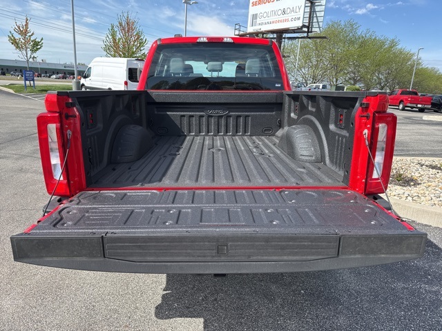 2025 Ford F-250 photo 19