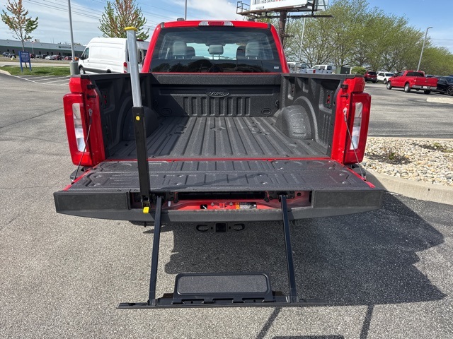 2025 Ford F-250 photo 20
