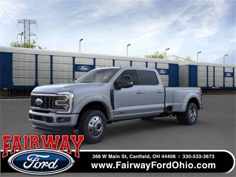 2025 Ford F-450SD Platinum
