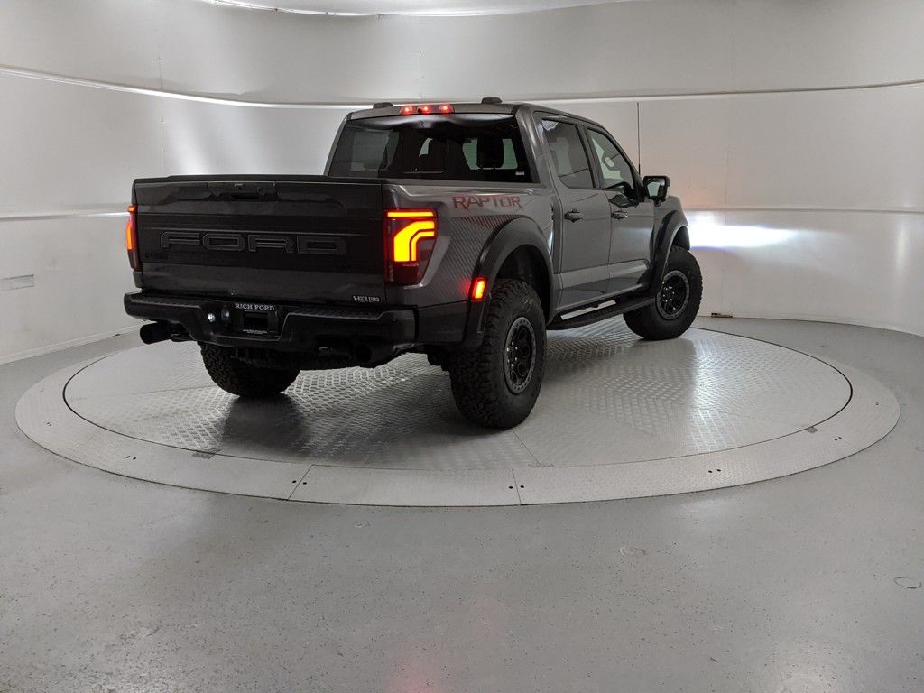 2025 Ford F-150 Raptor photo 3