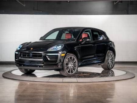 2025 Porsche Macan T