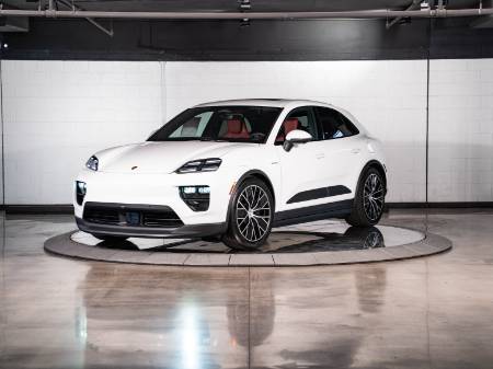 2025 Porsche Macan EV 4S
