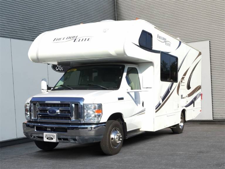 2013 Ford E-350SD Base