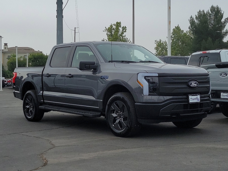 2025 Ford F-150 Lightning PRO