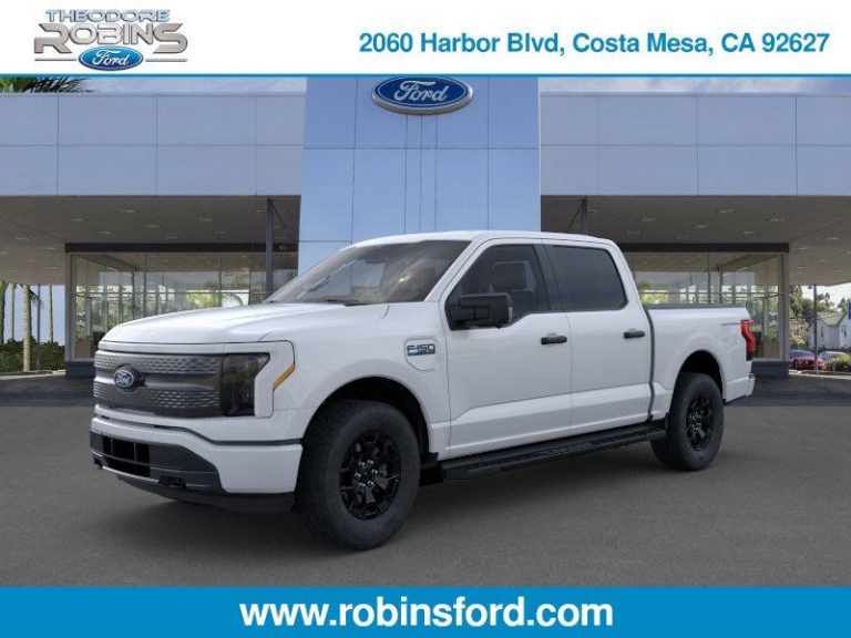 2025 Ford F-150 Lightning XLT