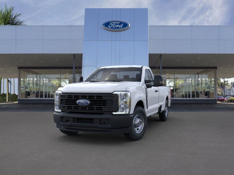2025 Ford F-250 photo 2