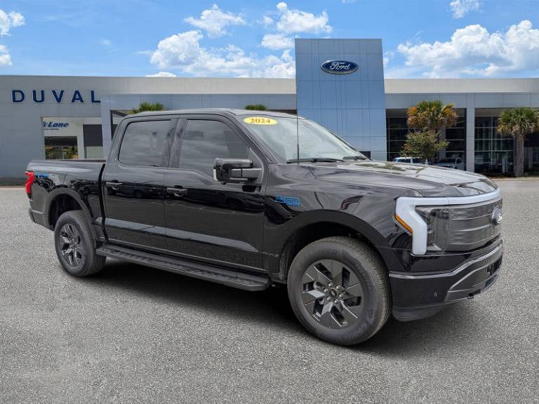 2024 Ford F-150 Lightning LARIAT