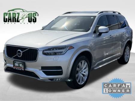 2016 Volvo XC90 T6 Momentum