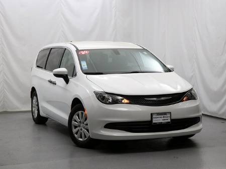 2020 Chrysler Voyager L