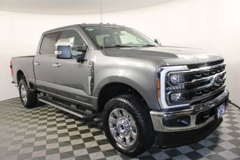 2025 Ford Super Duty F-350 SRW LARIAT