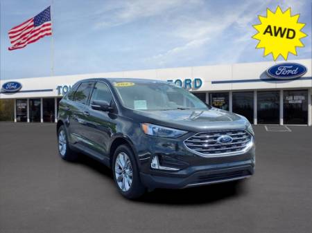 2023 Ford Edge Titanium