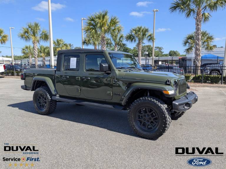 2022 Jeep Gladiator Overland