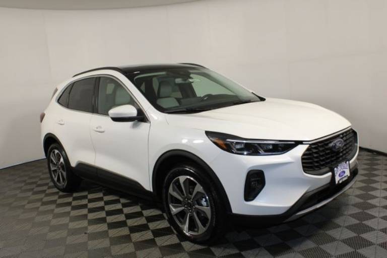 2025 Ford Escape Platinum