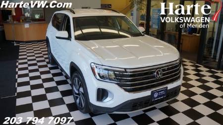 2025 Volkswagen Atlas 2.0T SE w/Technology