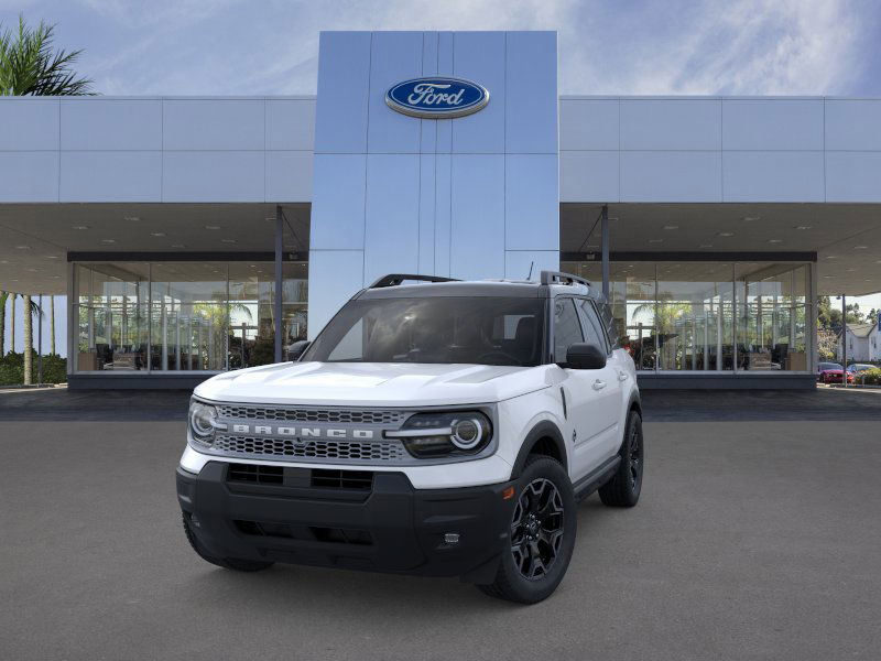 2025 Ford Bronco Sport Outer Banks photo 2