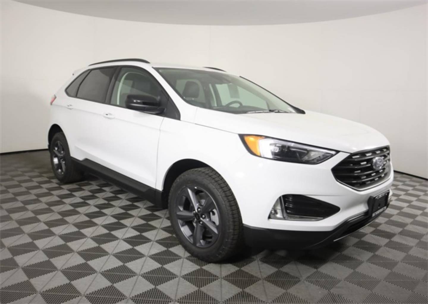 2024 Ford Edge SEL's photo