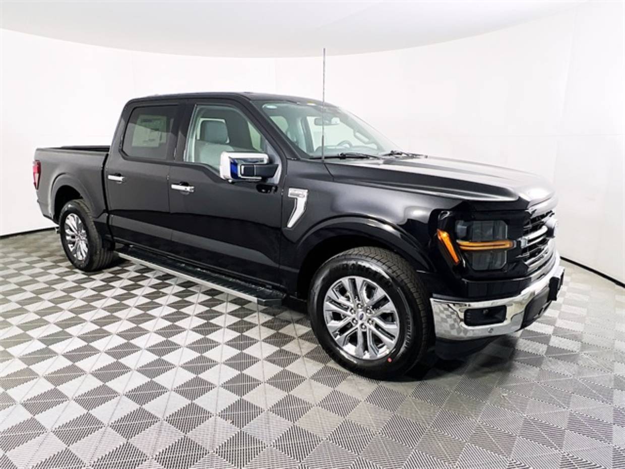 2025 Ford F-150 XLT's photo