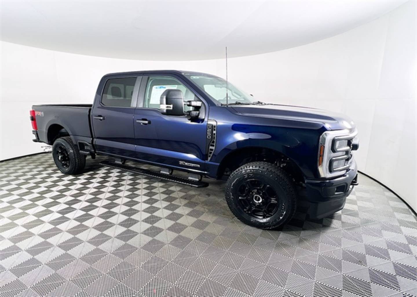 2025 Ford F-250 Super Duty XL's photo