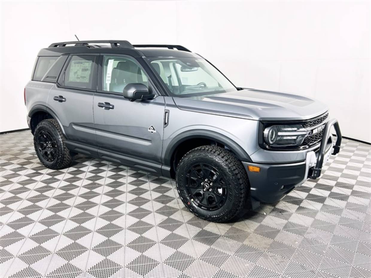 2025 Ford Bronco Sport Outer Banks's photo