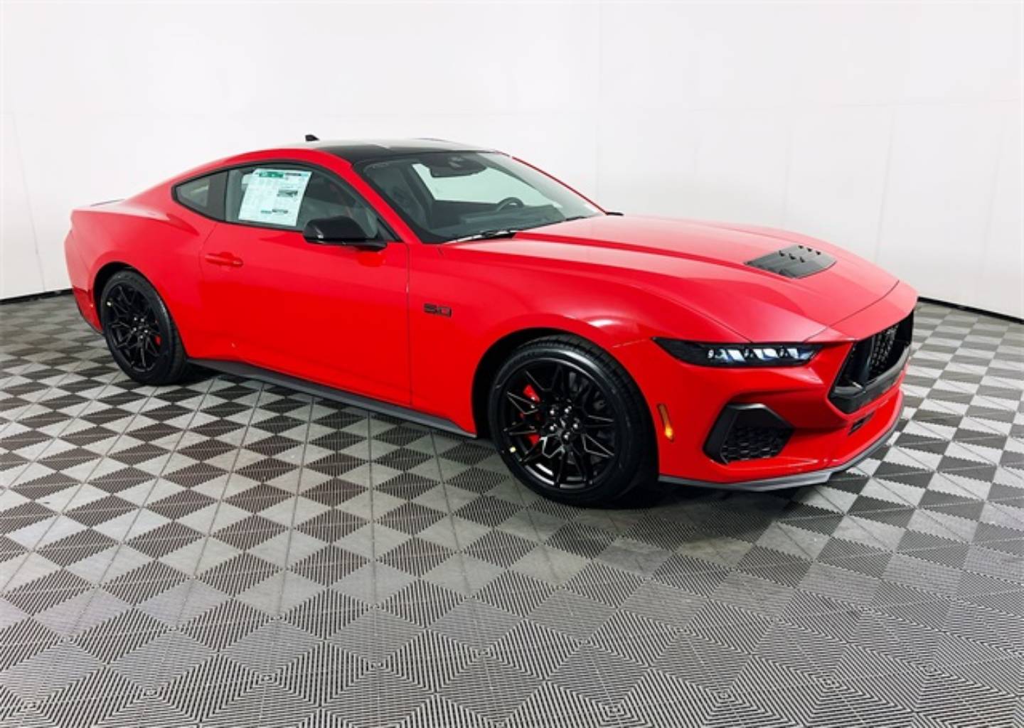 2025 Ford Mustang GT Premium's photo